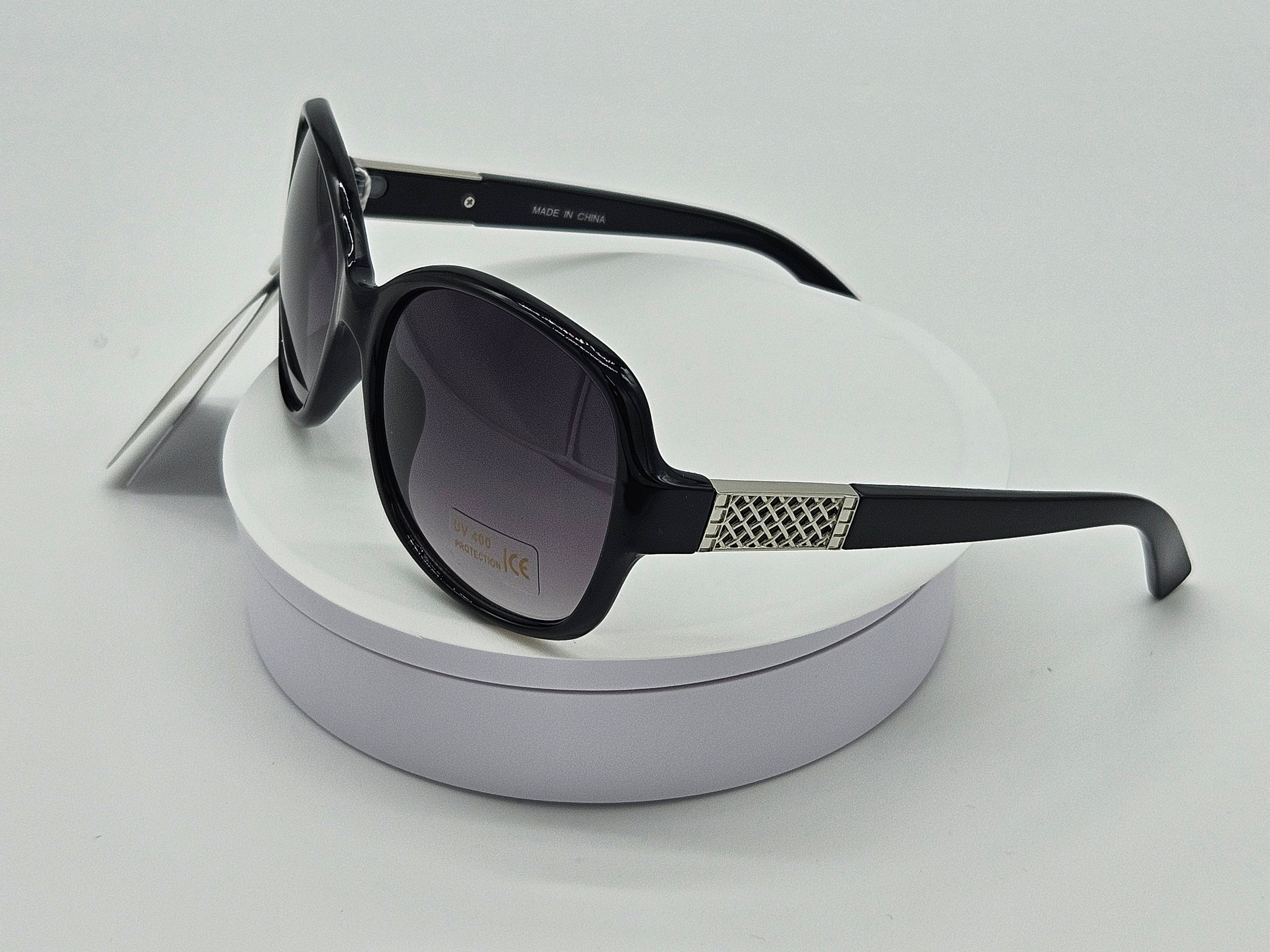Royal Rayz Oversized Glam Sunglasses – Black, Grey Gradient Lens