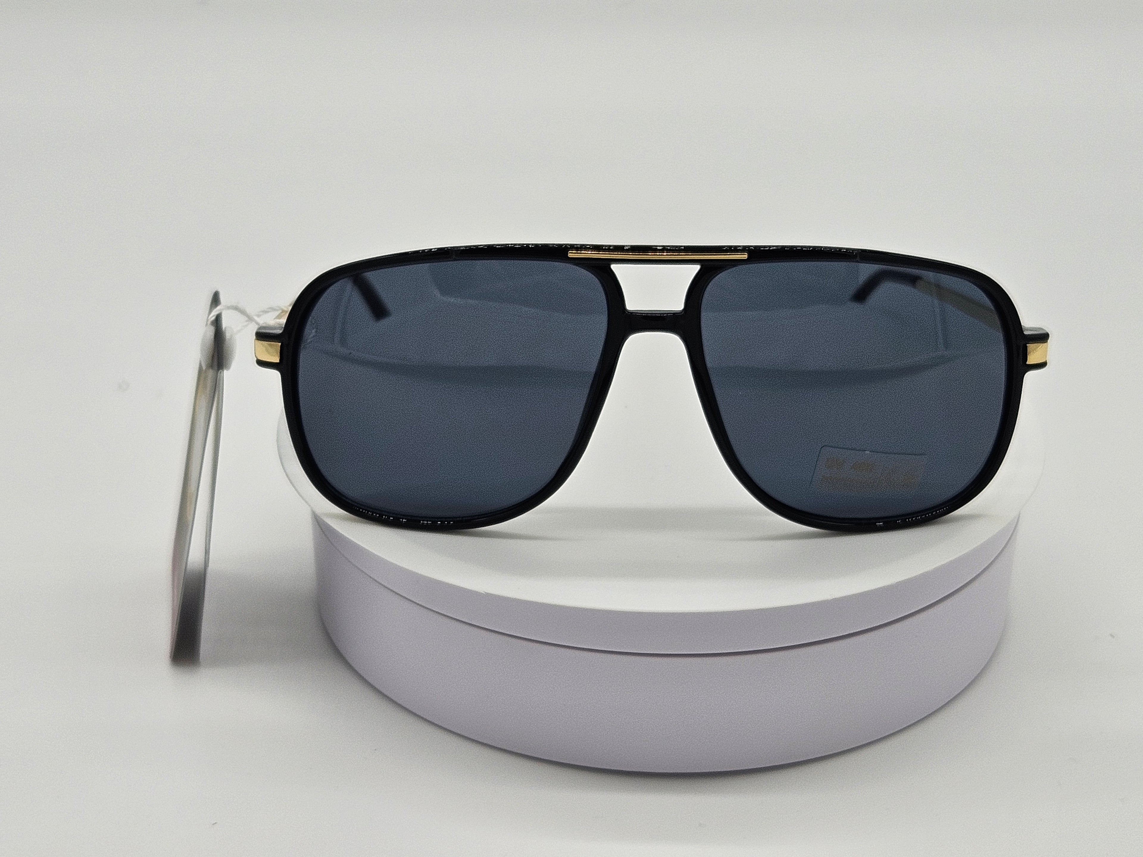 Royal Rayz Gold-Arm Aviator Sunglasses – Black & Gold, Grey Lens