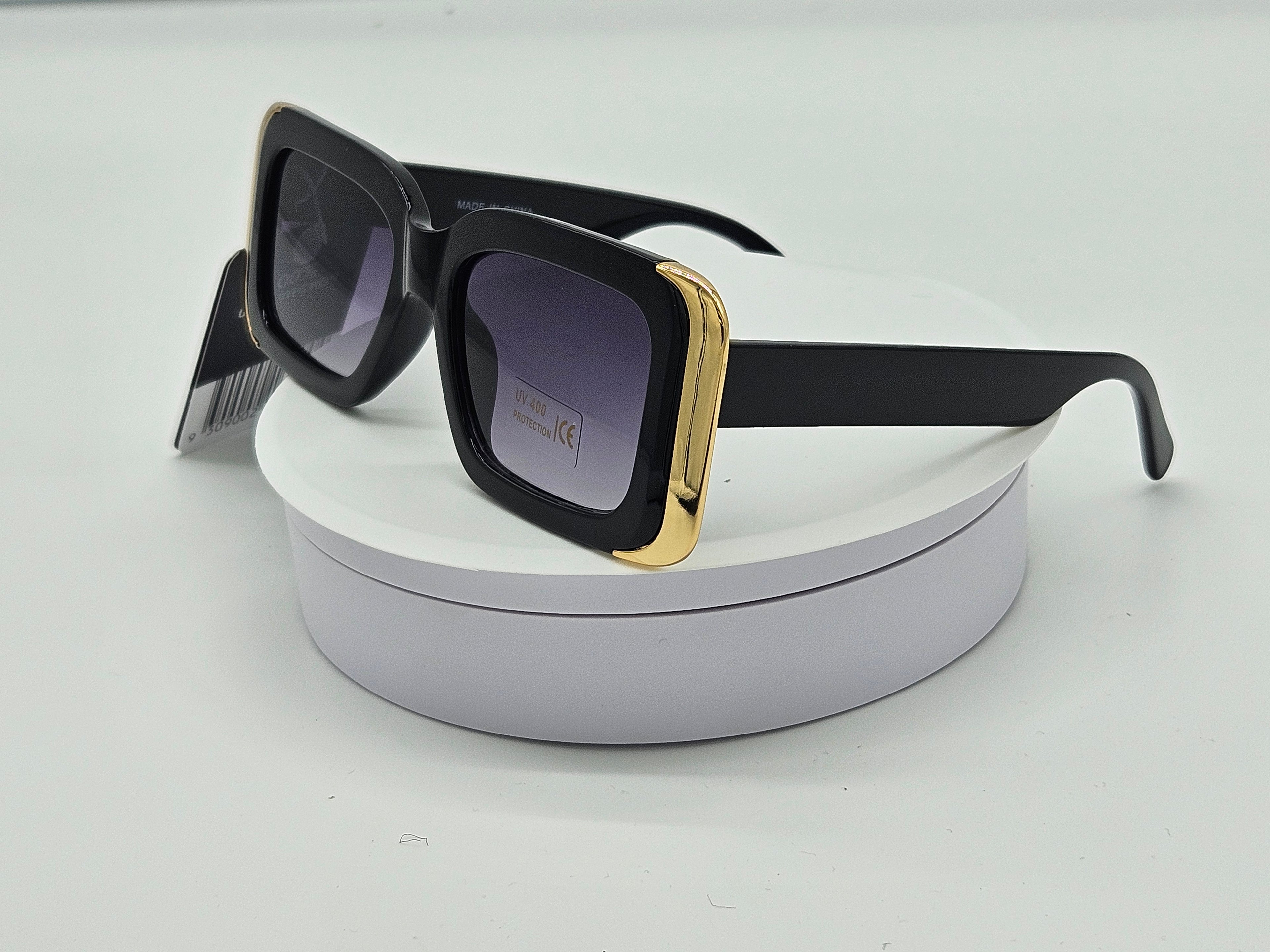 Royal Rayz Gold-Corner Square Sunglasses – Black & Gold, Smoke Gradient Lens