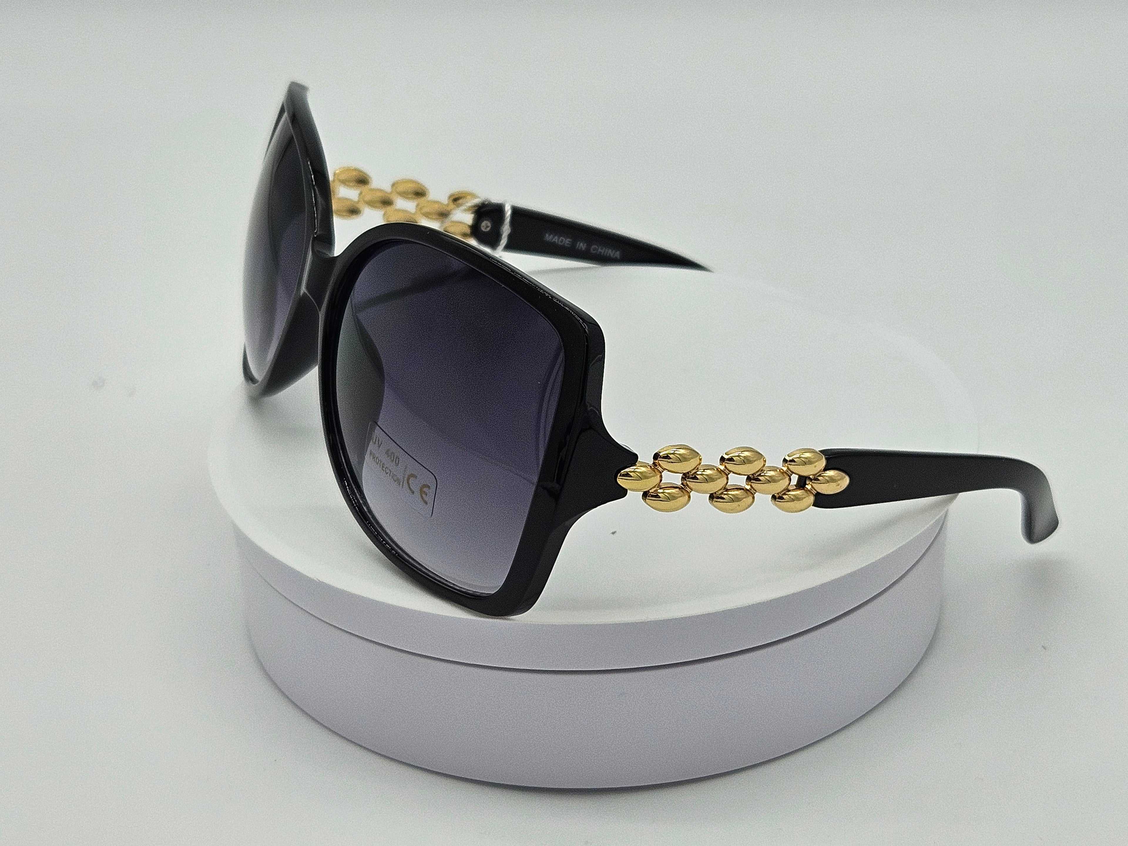 Royal Rayz Chain Link Square Sunglasses – Black, Grey Gradient Lens