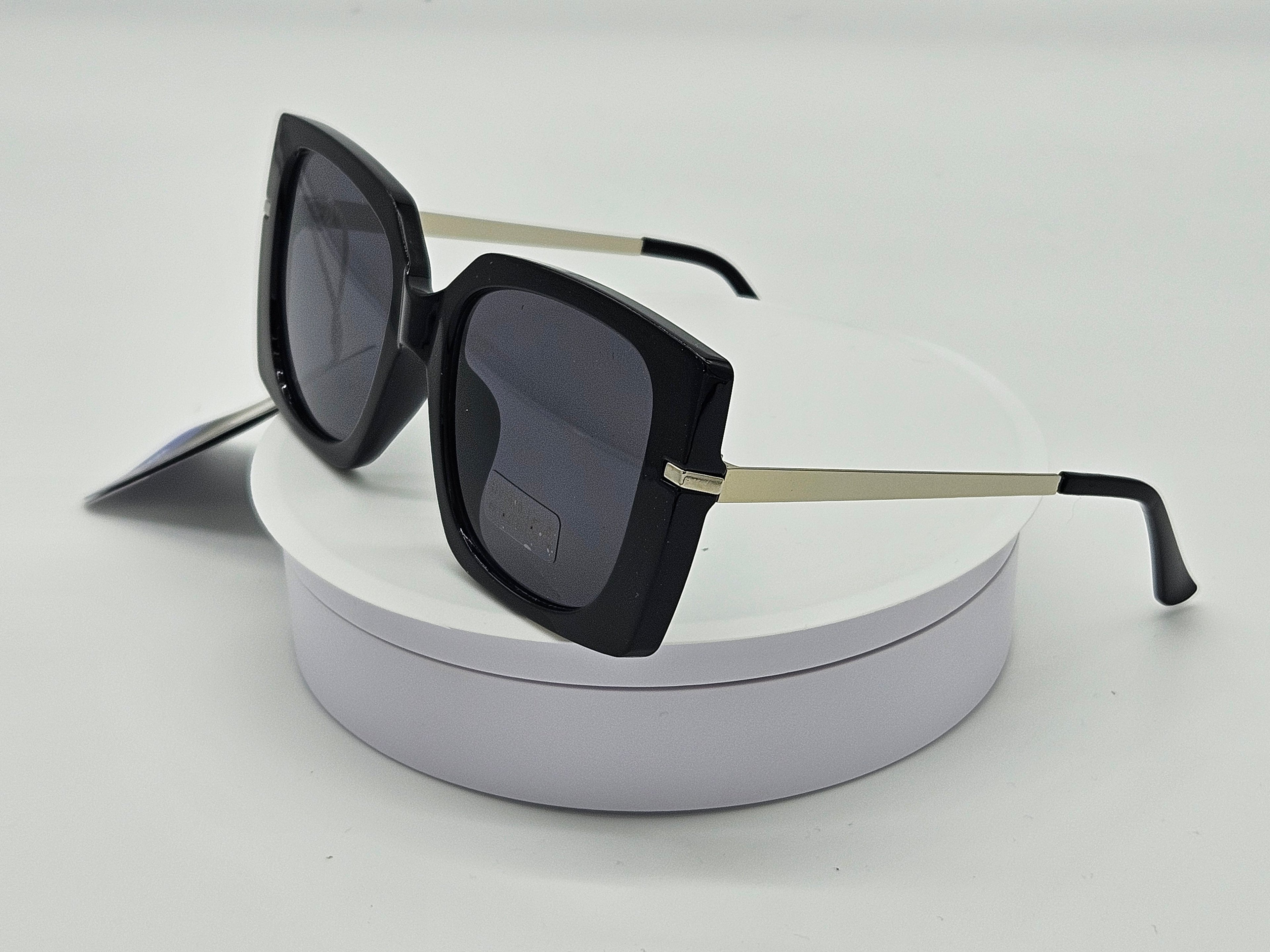 Bold Black Oversized Square Sunglasses